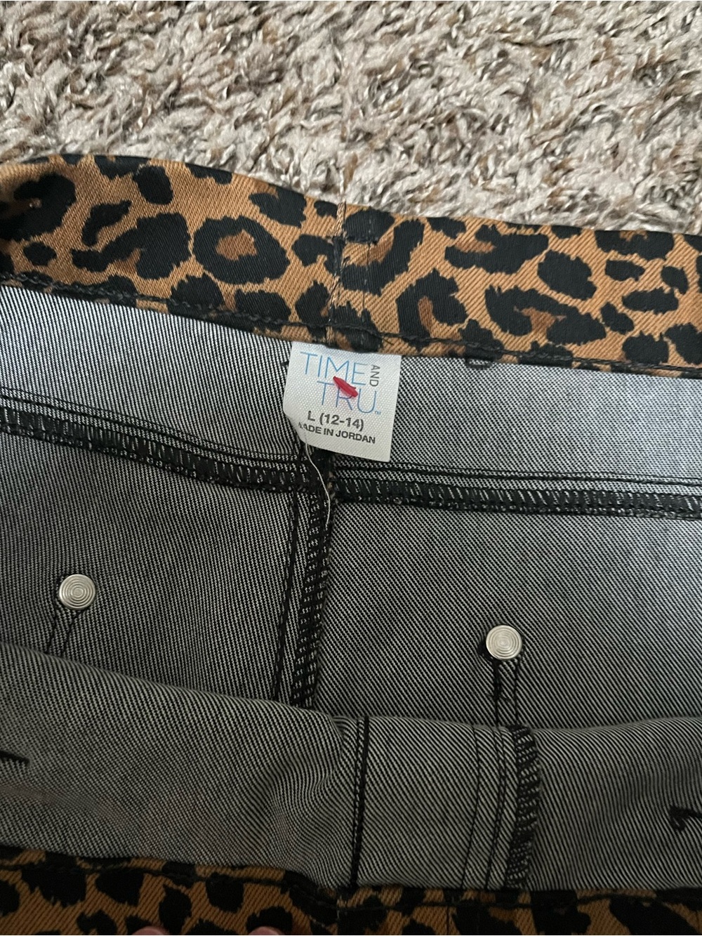 Leopard Jeggings - Picture 3 of 3